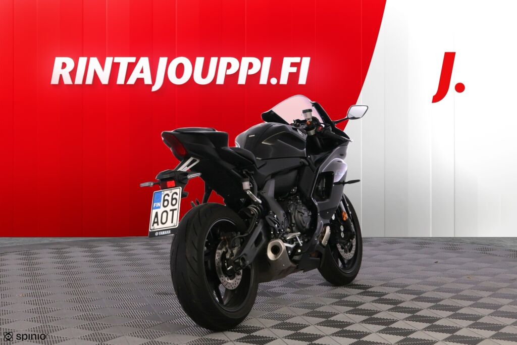 Yamaha YZF-R7 2023 0