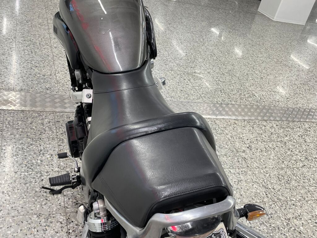 Yamaha VMX 2002 Musta