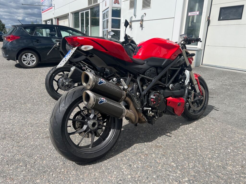 Ducati Streetfighter 2010 