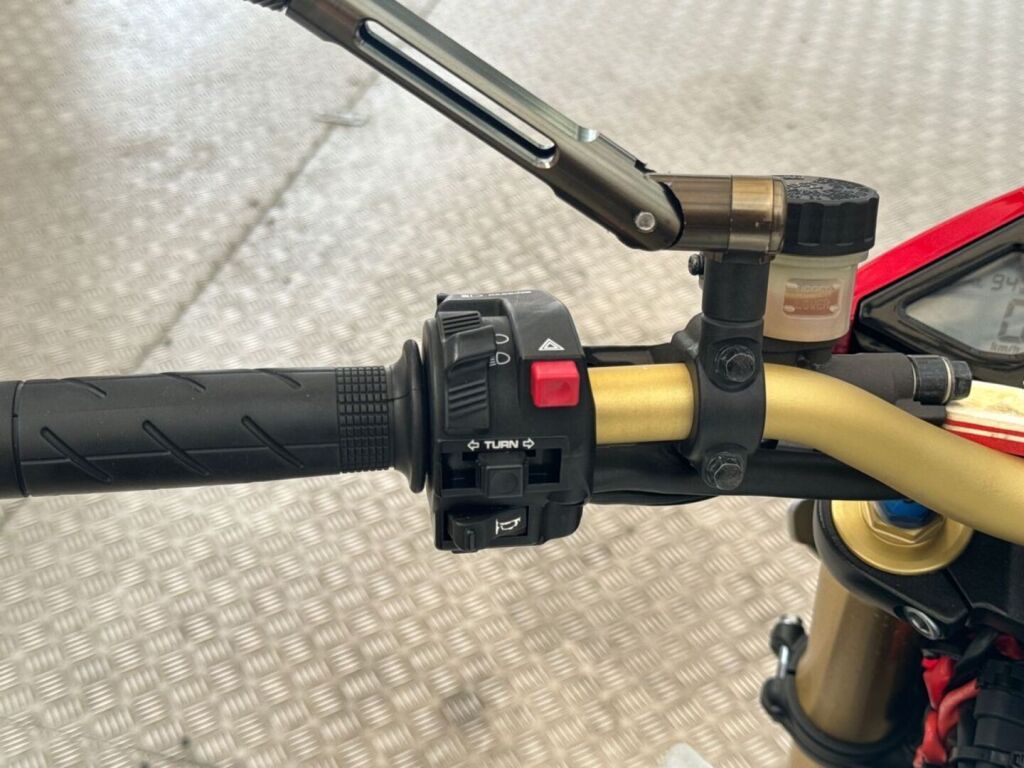 Honda CB 2012 