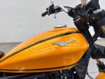 Moto guzzi V9 2016 Keltainen