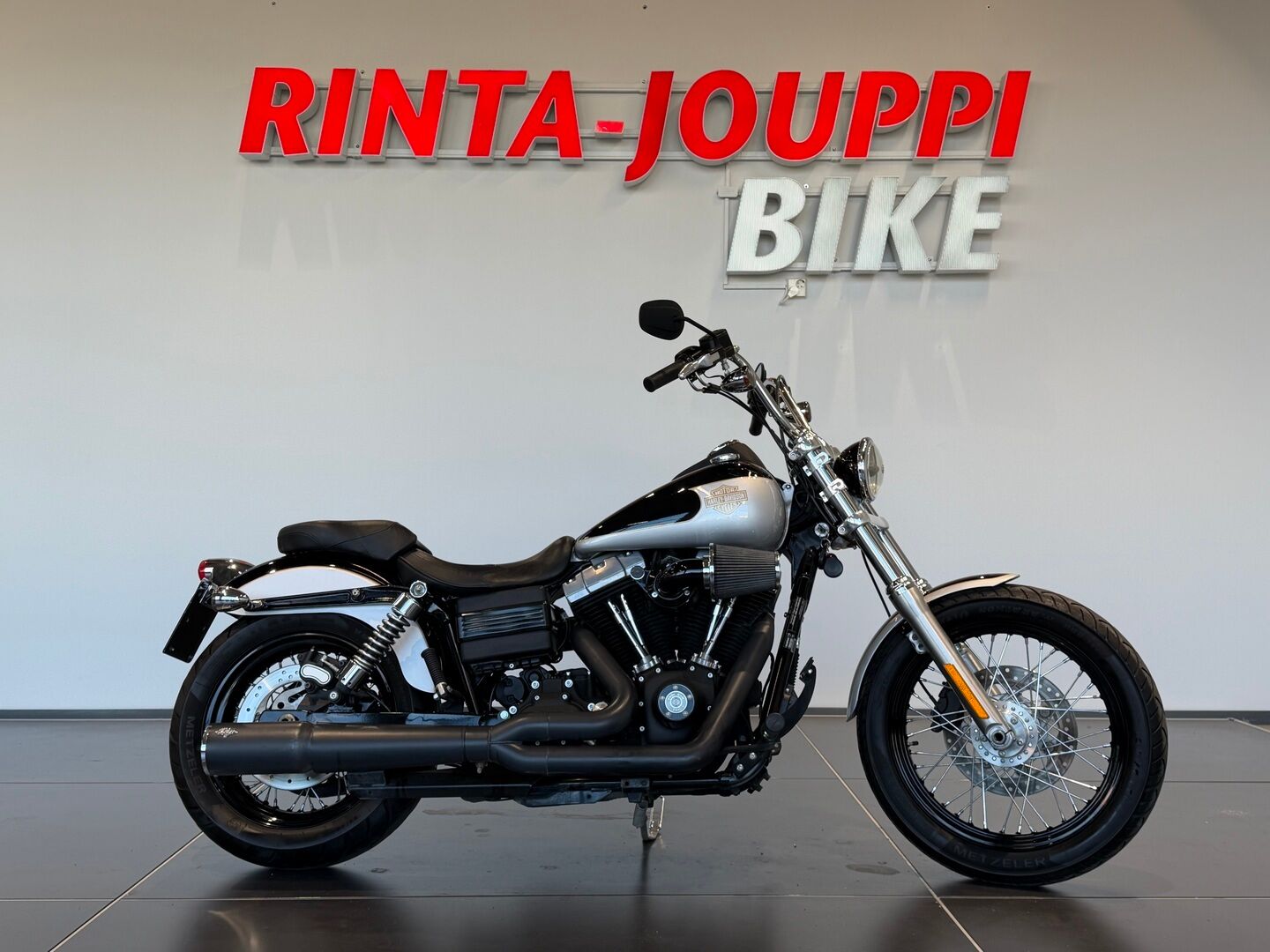 Harley-davidson DYNA