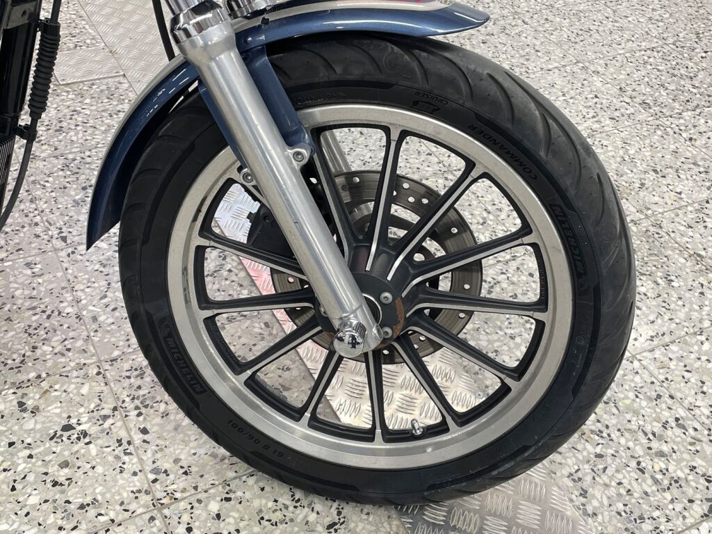 Harley-davidson DYNA 2003 Sininen