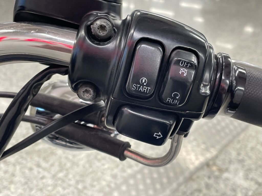 Harley-davidson DYNA 2003 Sininen