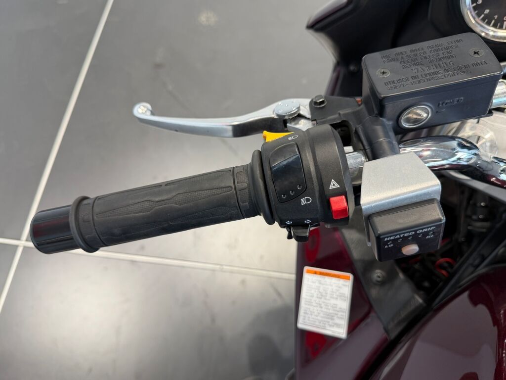 Suzuki GSF 2010 