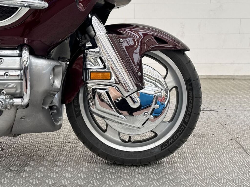 Honda GL 2006 