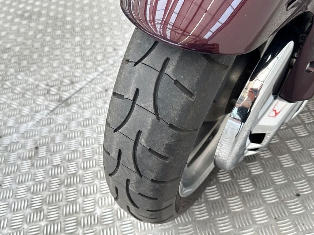 Honda GL 2006 