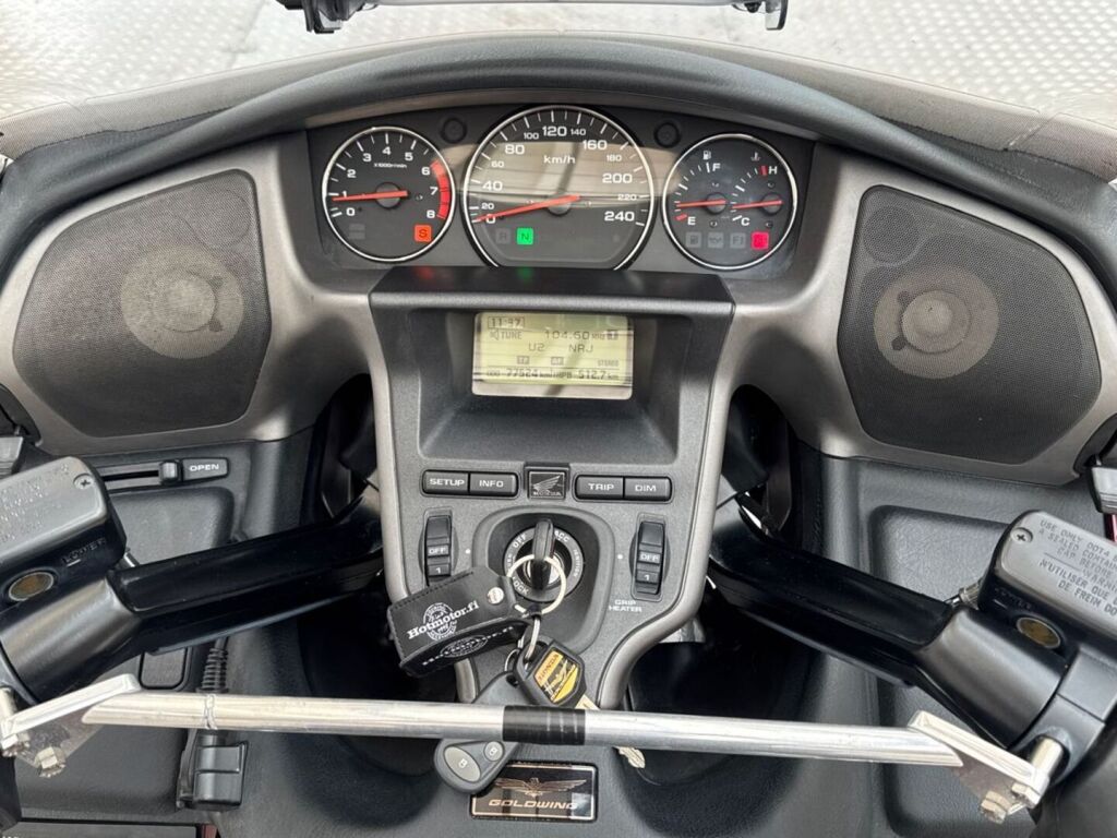 Honda GL 2006 