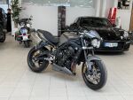 Triumph STREET TRIPLE 2010 
