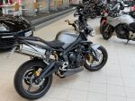 Triumph STREET TRIPLE 2010 