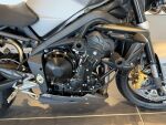 Triumph STREET TRIPLE 2010 