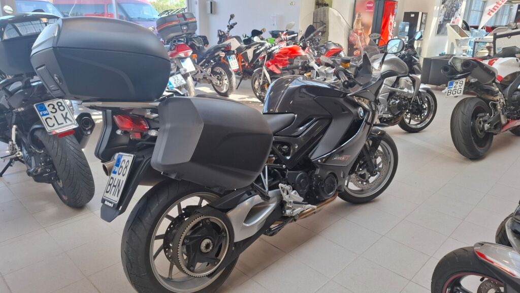 BMW F 2015 Harmaa