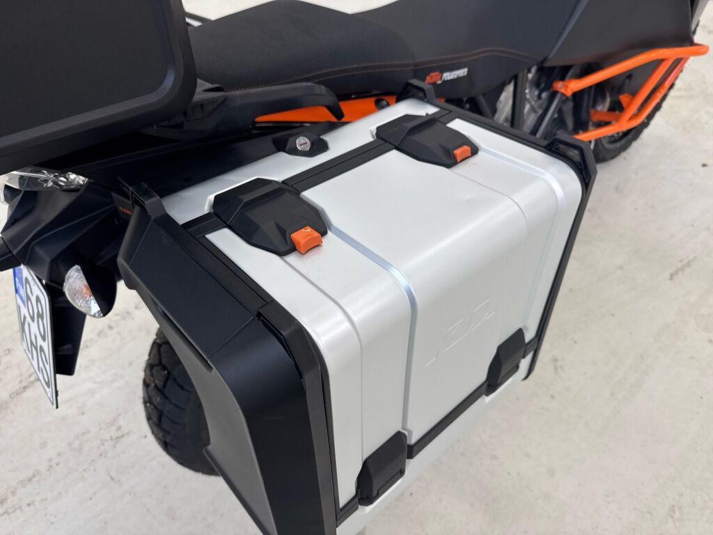 Ktm 1050 2016 