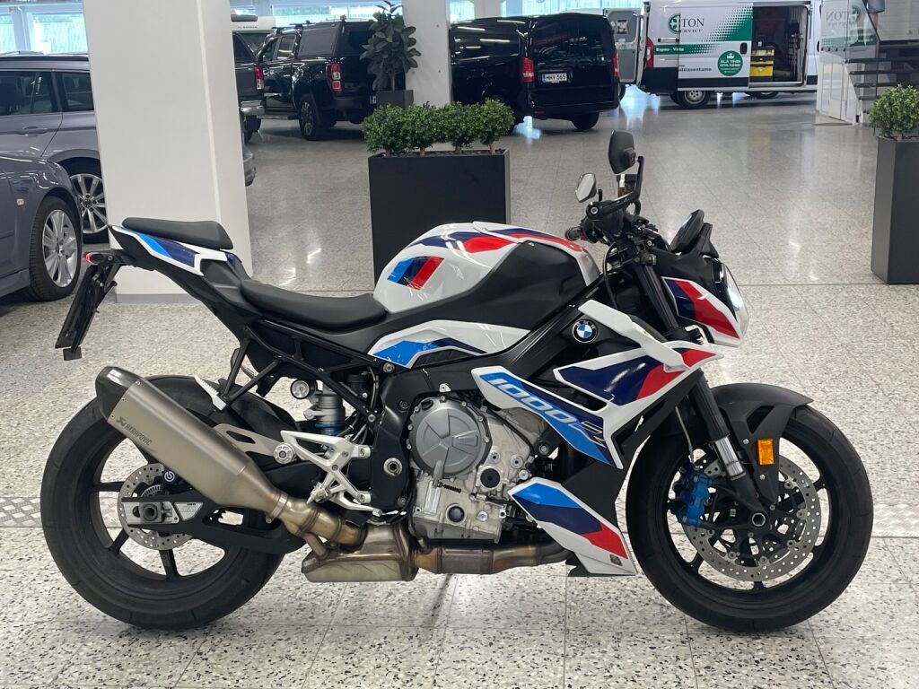 BMW M 2023 Valkoinen