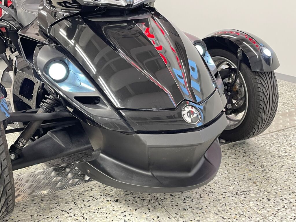 Can-am Spyder 2015 