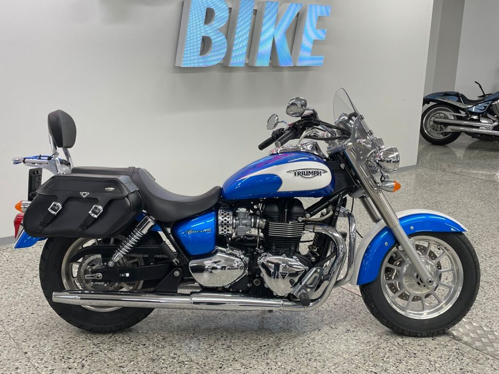 Triumph AMERICA 2012 