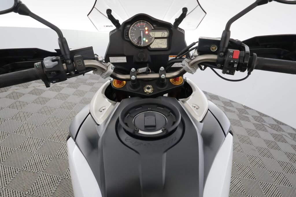 Suzuki DL 2016 Valkoinen