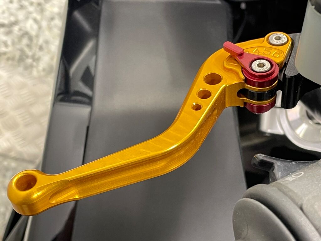 Kawasaki GTR 2009 Musta