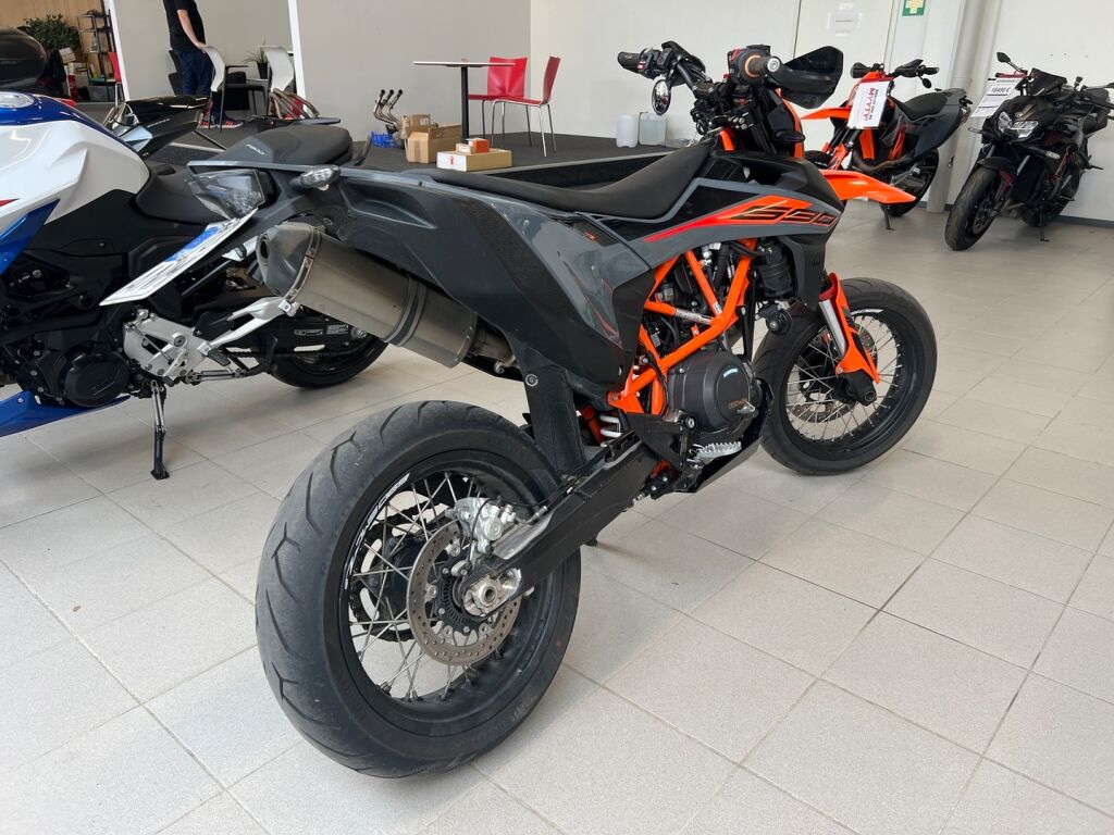 Ktm 690 2022 
