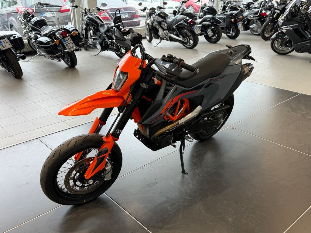 Ktm 690 2022 