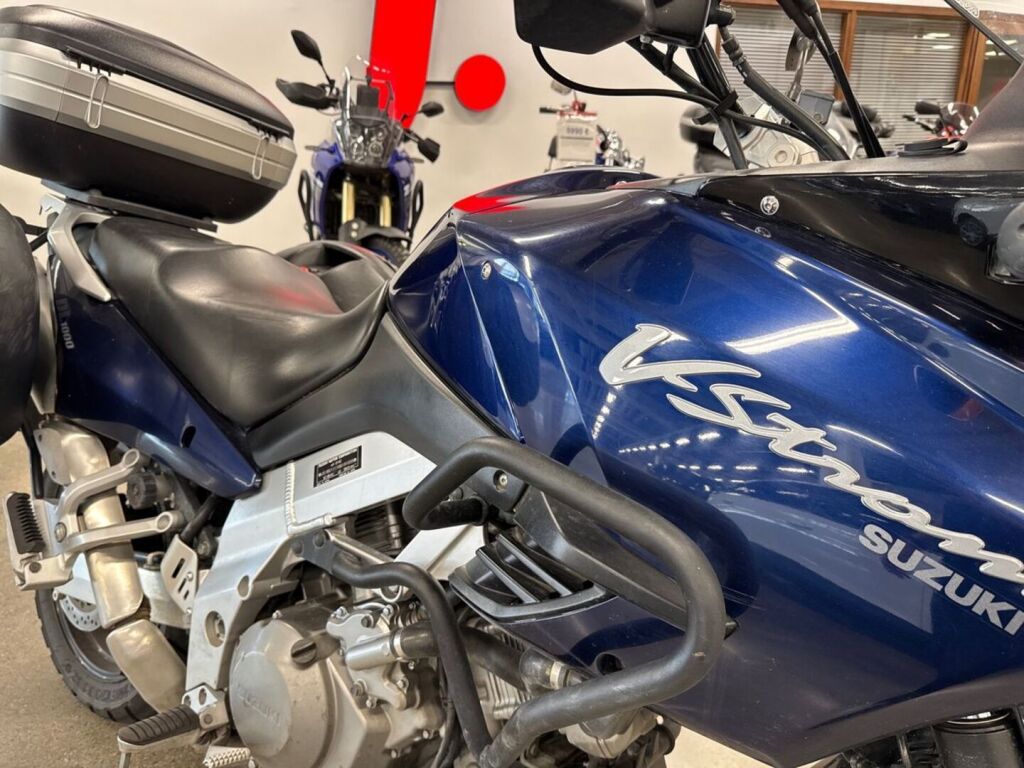 Suzuki DL 2003 