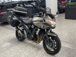 Suzuki GSF 2012 