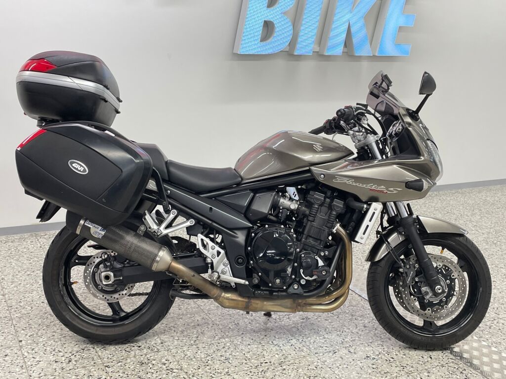 Suzuki GSF 2012 
