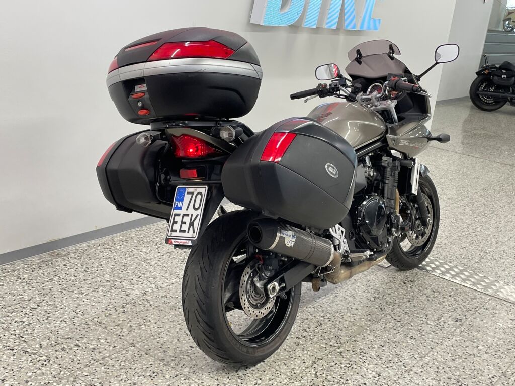 Suzuki GSF 2012 