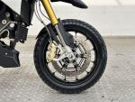 Aprilia Dorsoduro 2013 Valkoinen