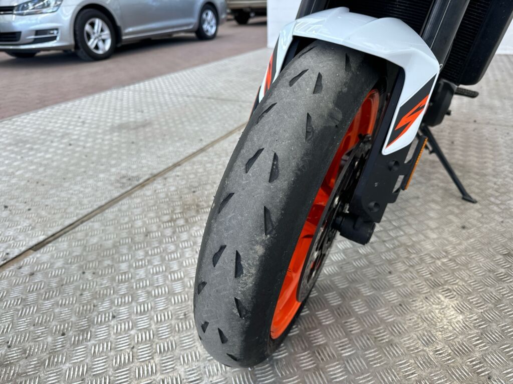 Ktm 890 2021 