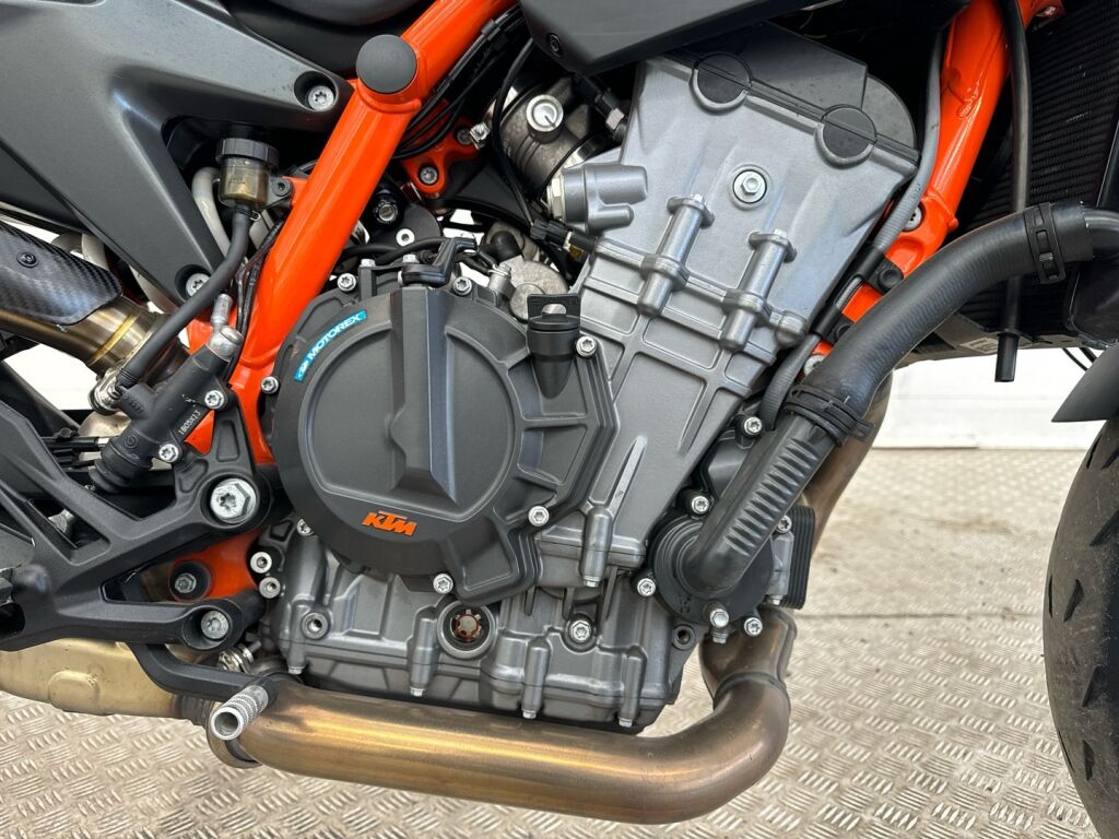 Ktm 890 2021 