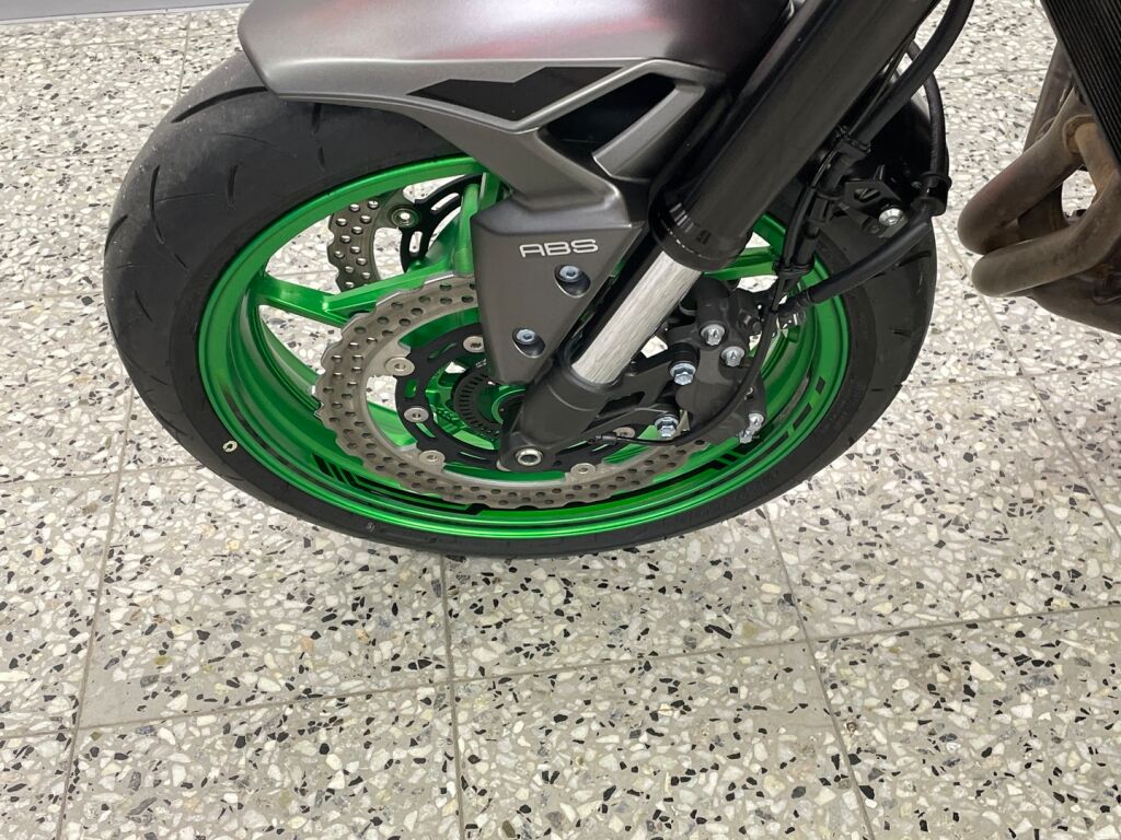Kawasaki Z 2024 