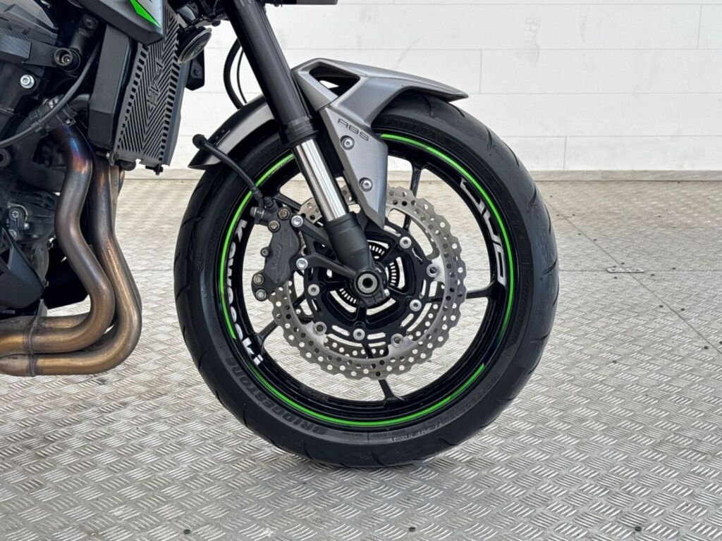 Kawasaki Z 2019 JV O 10