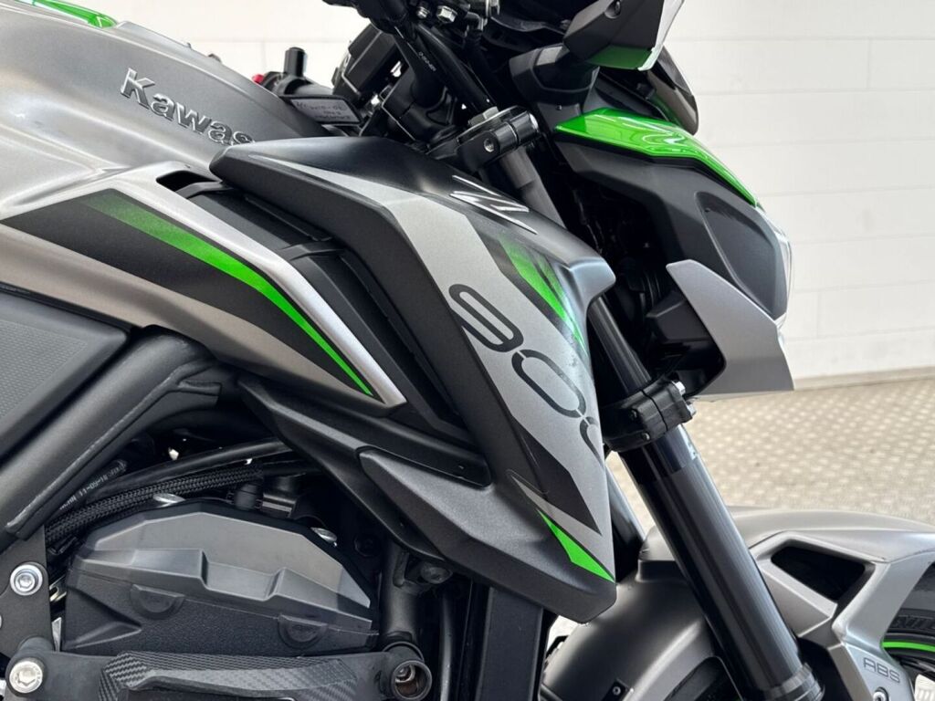 Kawasaki Z 2019 JV O 10