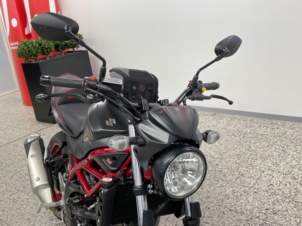 Suzuki SV 2020 