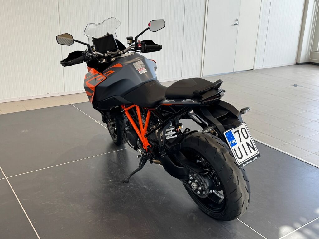Ktm 1290 2023 