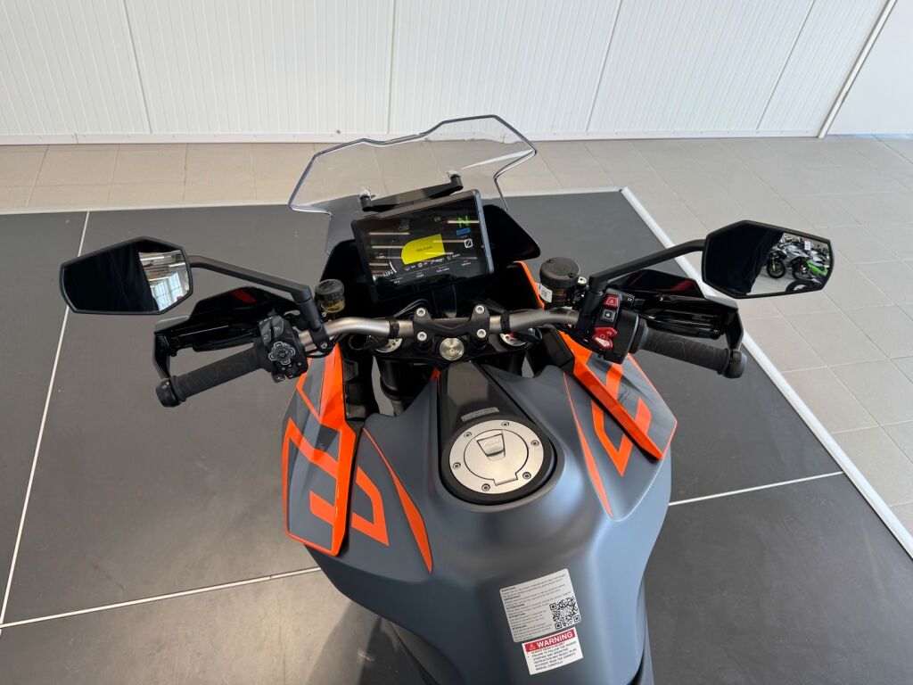 Ktm 1290 2023 