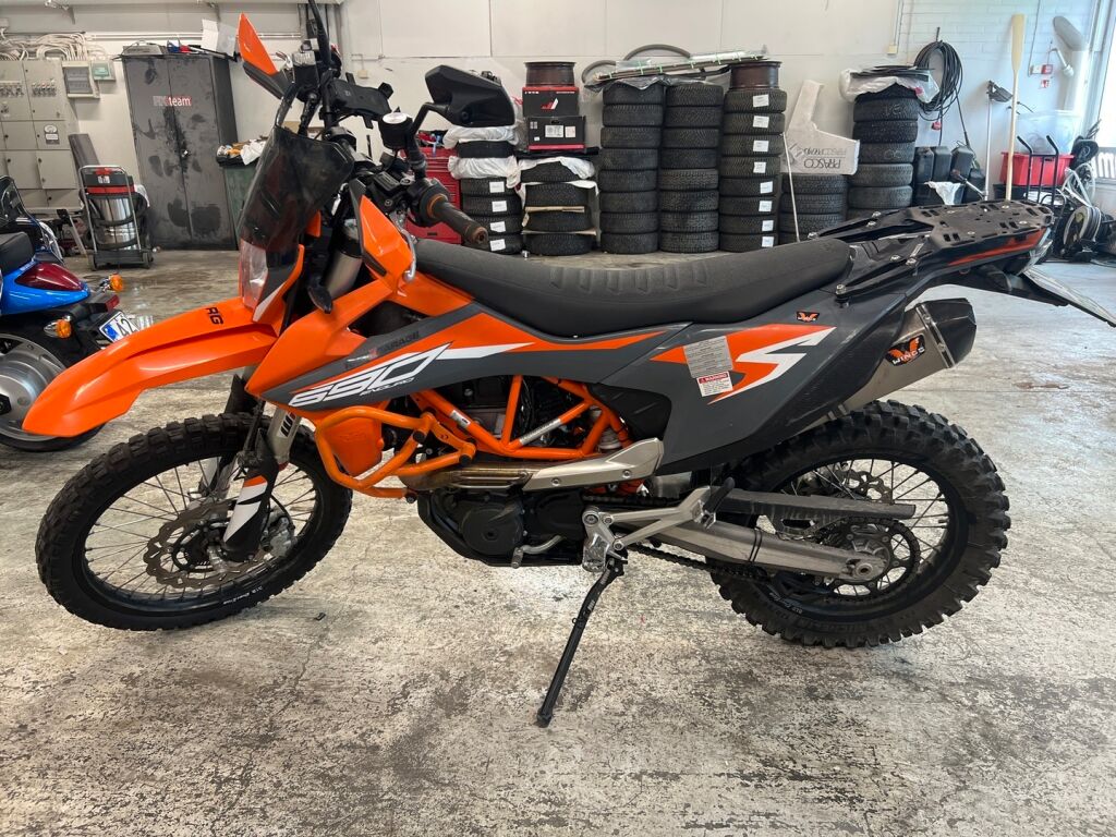 Ktm 690 2021 