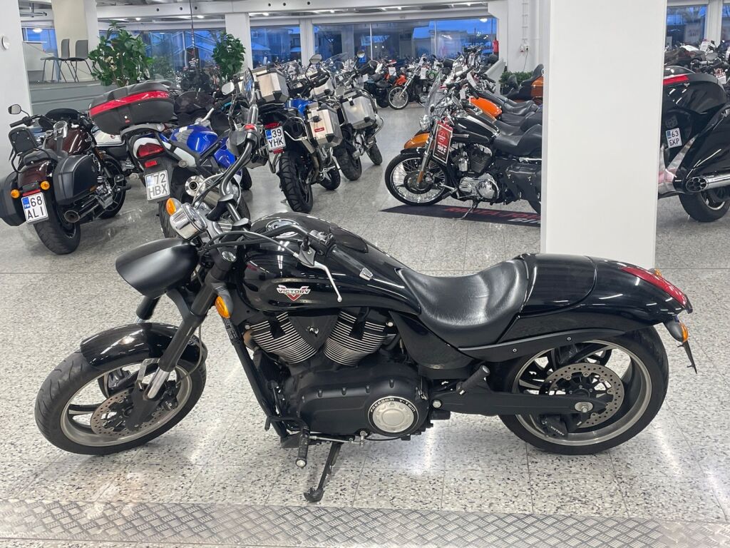 Victory HAMMER 8 BALL 2015 