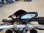 Yamaha MT-09 2015 Harmaa