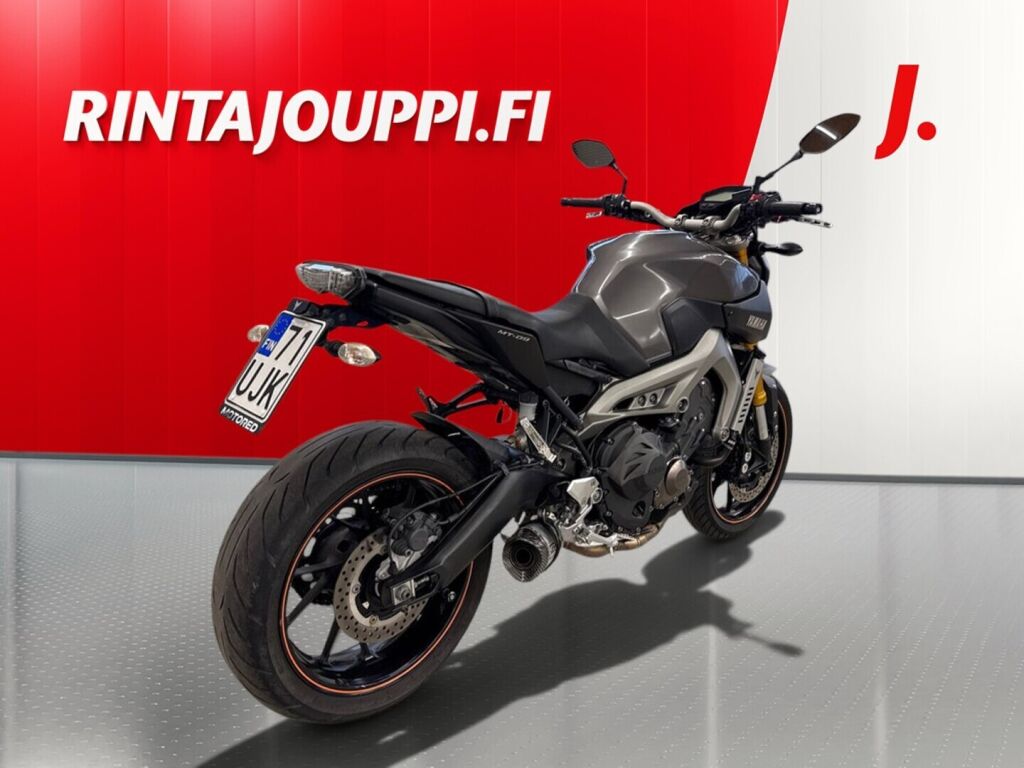 Yamaha MT-09 2015 Harmaa