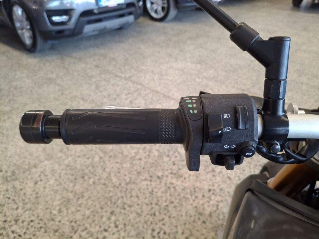 Yamaha MT-09 2015 Harmaa