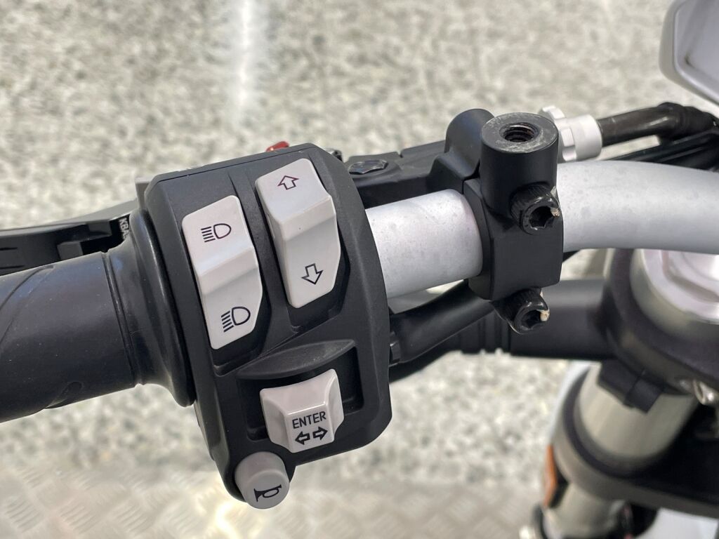 Ducati MONSTER 2019 Valkoinen