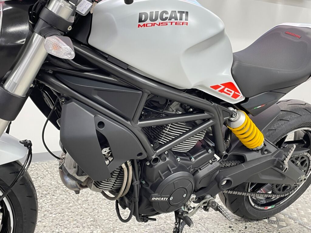 Ducati MONSTER 2019 Valkoinen