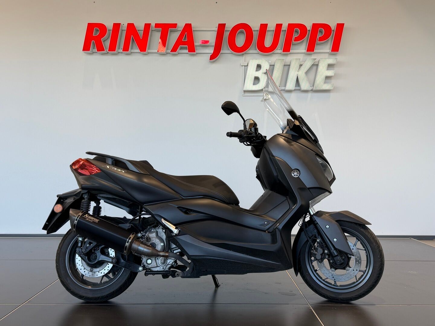 Yamaha X-MAX