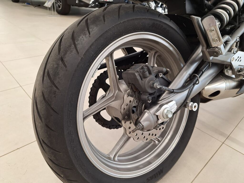 Kawasaki ER-6F 2010 