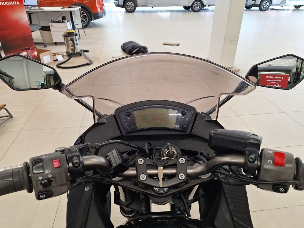Kawasaki ER-6F 2010 