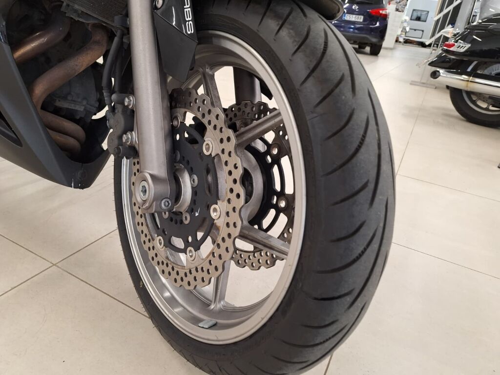 Kawasaki ER-6F 2010 