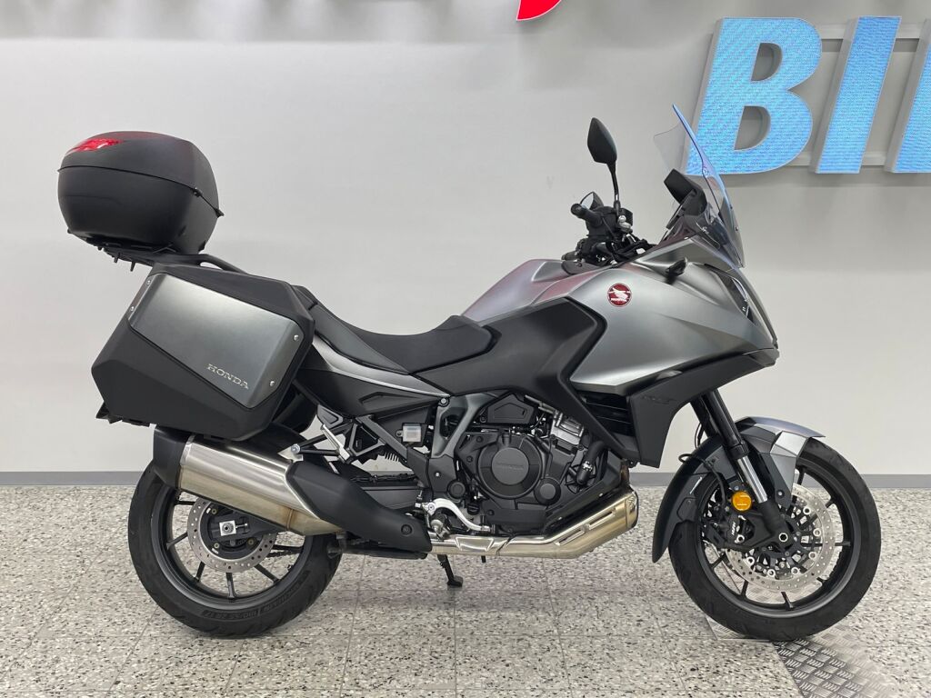 Honda NT 2023 