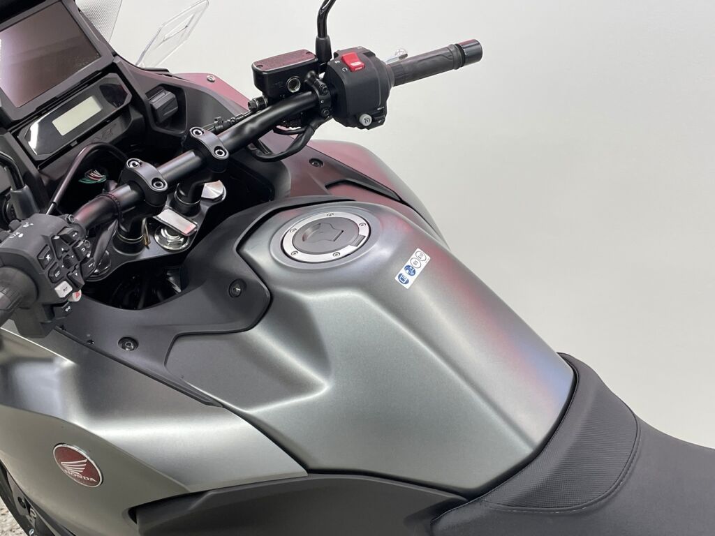 Honda NT 2023 